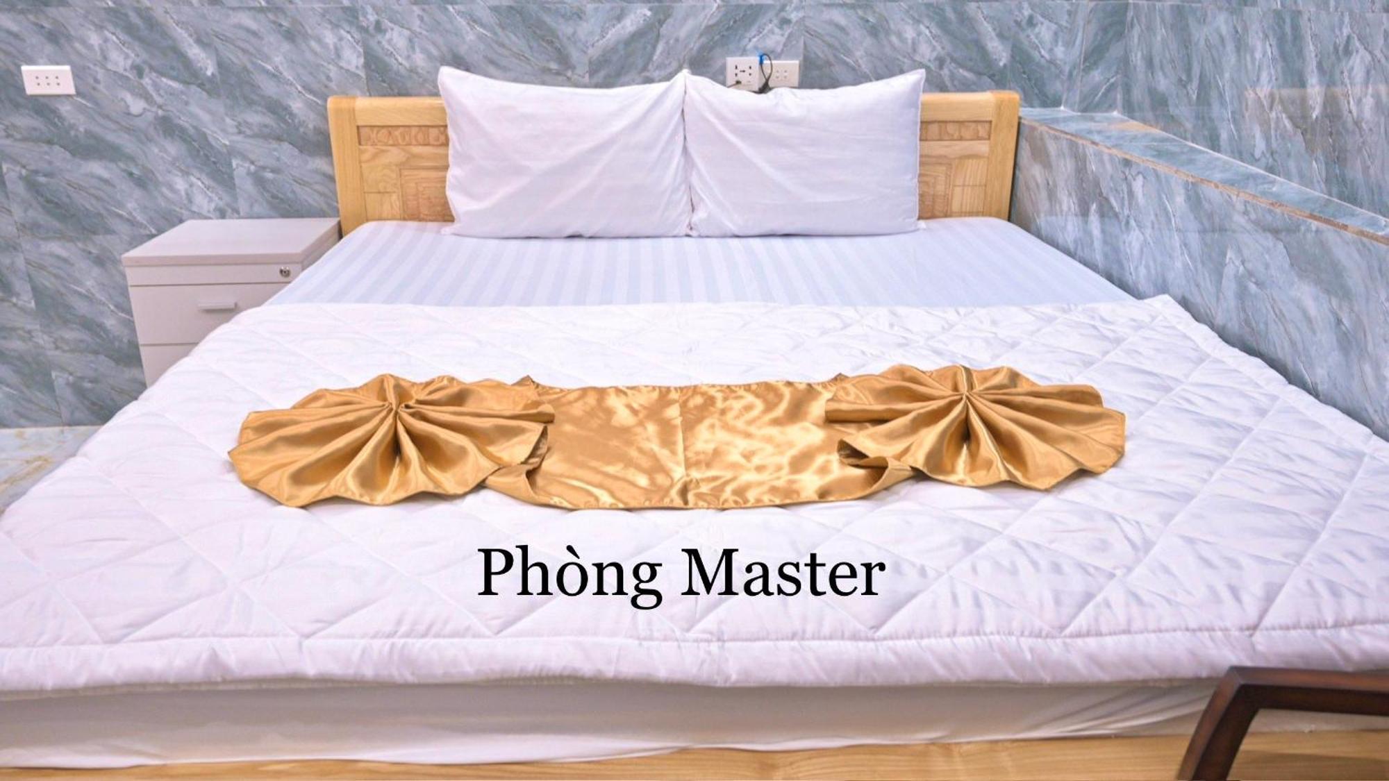芹苴 Phong Master酒店 外观 照片